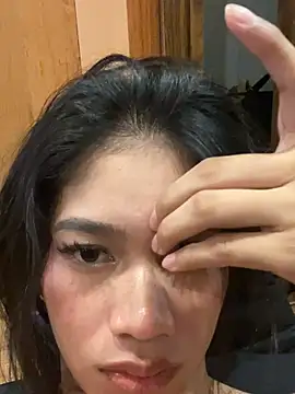 solana elowen online show from July 14, 2026, 11:33 pm