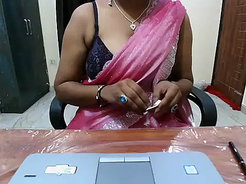 Snapshot of Sassy_snehaa chatting on July 15, 2026, 5:31 pm Sassy snehaa online show from July 15, 2026, 5:31 pm