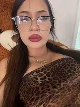 Snapshot of Lisbettebabyy chatting on July 18, 2026, 3:04 am Lisbettebabyy online show from July 18, 2026, 3:04 am