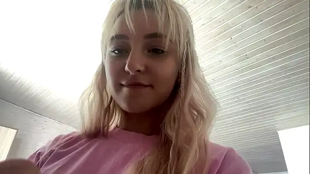 LilEvi online show from July 13, 2026, 8:35 am
