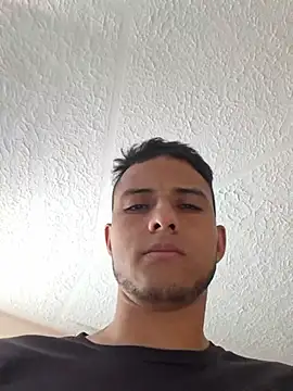 Snapshot of andycalis_97 chatting on July 25, 2026, 7:53 pm andycalis 97 online show from July 25, 2026, 7:53 pm