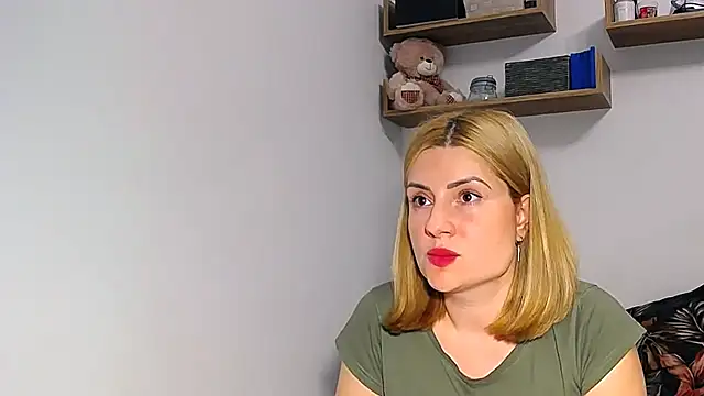 alisenties online show from November 6, 2025, 3:27 pm