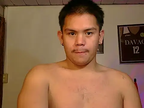 Snapshot of yourlovenash chatting on July 21, 2026, 5:47 pm yourlovenash online show from July 21, 2026, 5:47 pm