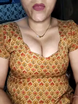 Snapshot of Your-Shalu chatting on July 20, 2026, 5:37 pm Your-Shalu online show from July 20, 2026, 5:37 pm