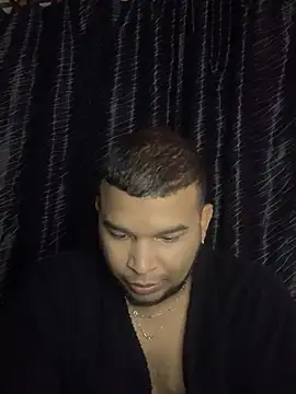 Snapshot of Dylanblackx1 chatting on July 27, 2026, 1:45 am Dylanblackx1 online show from July 27, 2026, 1:45 am