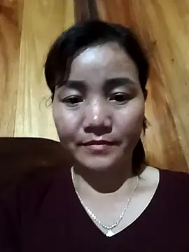 Snapshot of Quee_Quee chatting on July 16, 2026, 10:56 am Quee Quee online show from July 16, 2026, 10:56 am