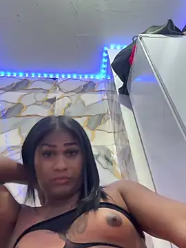 Snapshot of nicol_black1 chatting on July 20, 2026, 8:32 am nicol black1 online show from July 20, 2026, 8:32 am