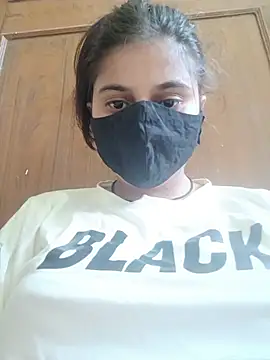 Snapshot of Mansi_p chatting on July 18, 2026, 4:15 pm Mansi p online show from July 18, 2026, 4:15 pm