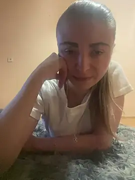 Snapshot of Jeni-angel chatting on July 19, 2026, 6:04 pm Jeni-angel online show from July 19, 2026, 6:04 pm