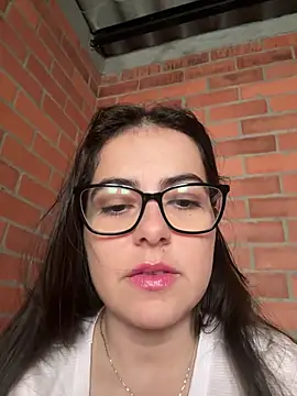 Alexxx4112 online show from July 22, 2026, 1:13 pm