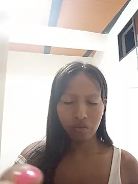 Snapshot of Yalu_Doll07 chatting on July 19, 2026, 11:45 pm Yalu Doll07 online show from July 19, 2026, 11:45 pm