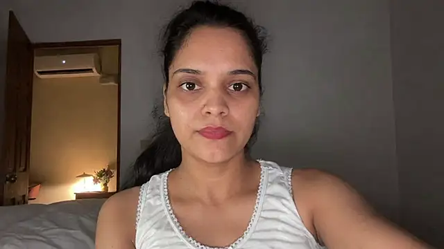 Snapshot of surili-294 chatting on July 19, 2026, 3:15 am surili-294 online show from July 19, 2026, 3:15 am