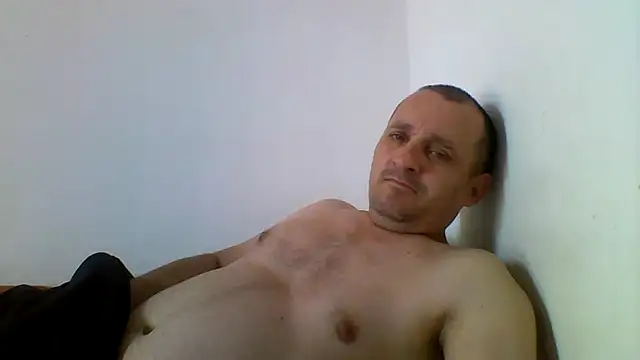 Snapshot of evabrean chatting on July 19, 2026, 12:24 pm evabrean online show from July 19, 2026, 12:24 pm