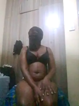 Snapshot of monnalisa_B chatting on July 21, 2026, 4:30 pm monnalisa B online show from July 21, 2026, 4:30 pm