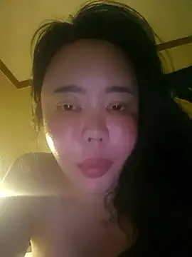 lovecb7 online show from July 22, 2026, 9:44 am