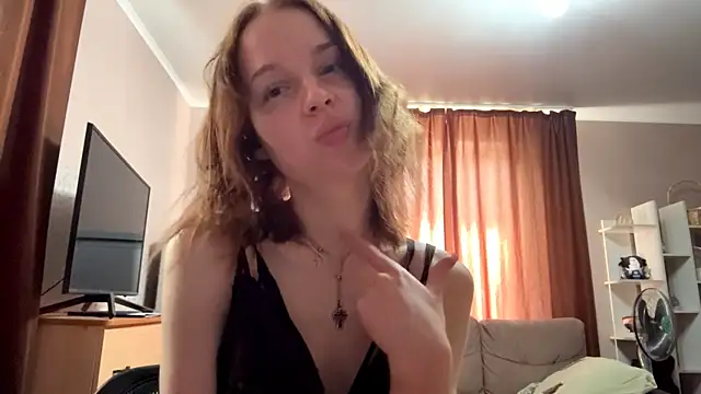 Snapshot of rynique chatting on July 27, 2026, 8:32 am rynique online show from July 27, 2026, 8:32 am