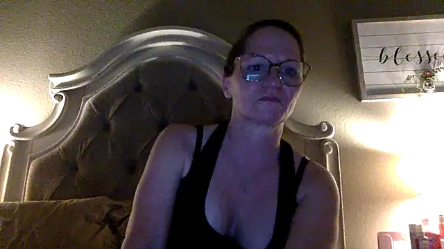 Snapshot of hollydeanbaby chatting on July 23, 2026, 5:31 pm hollydeanbaby online show from July 23, 2026, 5:31 pm