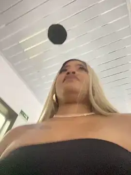 riri brunnete online show from April 1, 2026, 4:03 am