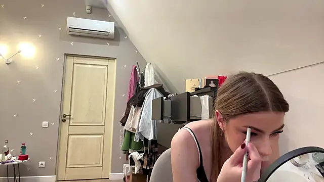 GingerEtsitty online show from July 23, 2026, 7:54 pm