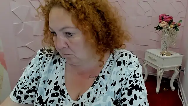 Juli kute online show from July 23, 2026, 9:50 am