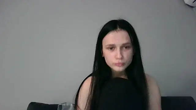 Juicy-Elis online show from August 1, 2026, 6:06 pm