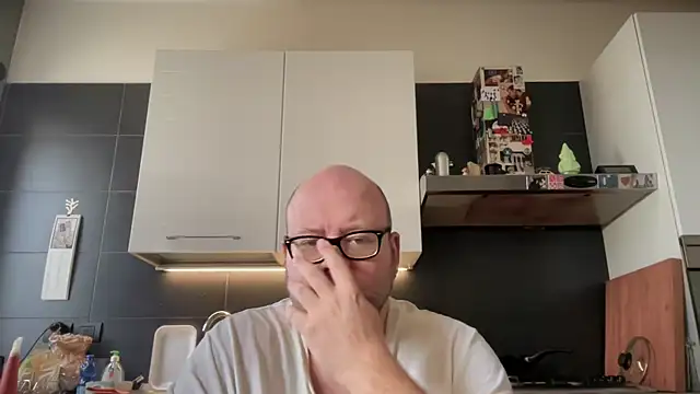 theitalianbear online show from October 1, 2025, 9:58 am