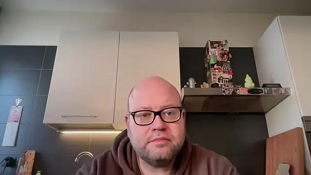 Snapshot of theitalianbear chatting on February 25, 2026, 7:19 am theitalianbear online show from February 25, 2026, 7:19 am