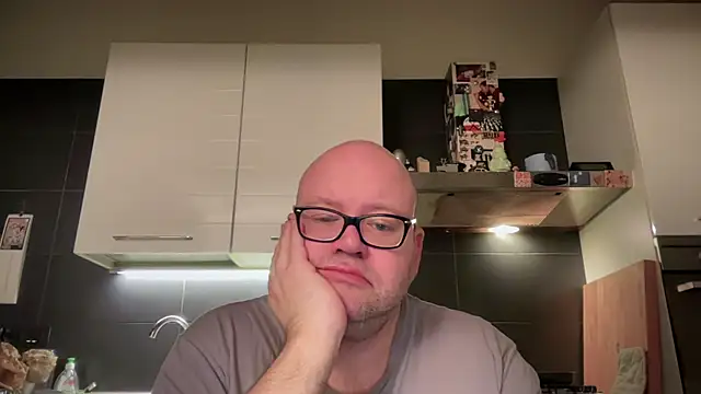 theitalianbear online show from March 15, 2025, 1:08 am