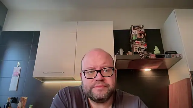 Snapshot of theitalianbear chatting on February 10, 2026, 7:18 am theitalianbear online show from February 10, 2026, 7:18 am