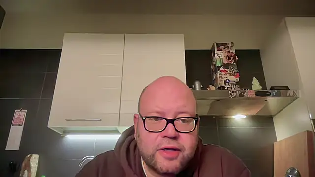 Snapshot of theitalianbear chatting on February 25, 2026, 7:25 pm theitalianbear online show from February 25, 2026, 7:25 pm