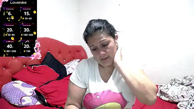 sexy jhoan88 online show from May 15, 2026, 11:14 pm