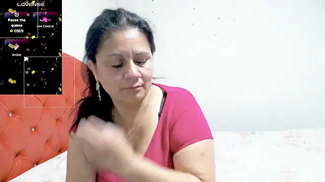 sexy jhoan88 online show from March 26, 2026, 6:28 pm