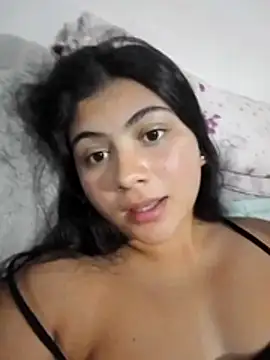 Snapshot of Neferaa chatting on July 29, 2026, 3:39 am Neferaa online show from July 29, 2026, 3:39 am