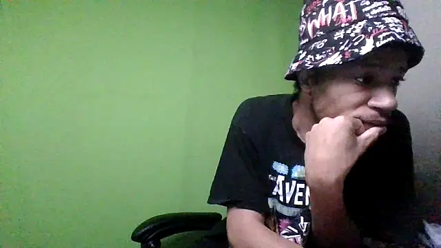 Snapshot of kingstudiobest chatting on December 10, 2024, 3:33 pm kingstudiobest online show from December 10, 2024, 3:33 pm