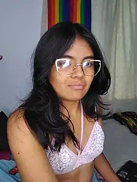 MoonVanesa online show from July 28, 2026, 2:13 pm