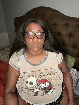 Goddessjulhmaple online show from July 28, 2026, 12:51 am