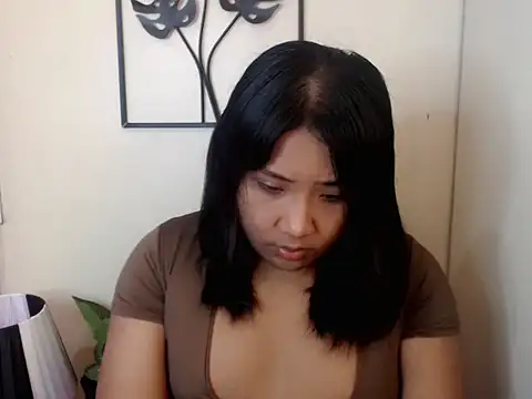 Snapshot of LadycummerXx chatting on July 27, 2026, 10:22 am LadycummerXx online show from July 27, 2026, 10:22 am