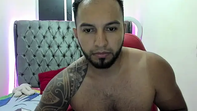 Snapshot of mrloganfuck1 chatting on March 23, 2026, 5:07 am mrloganfuck1 online show from March 23, 2026, 5:07 am