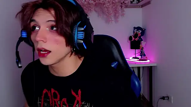 oli dusk online show from July 28, 2026, 2:30 am