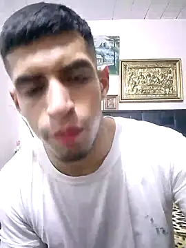 Snapshot of BelloriniTR chatting on July 29, 2026, 11:59 pm BelloriniTR online show from July 29, 2026, 11:59 pm