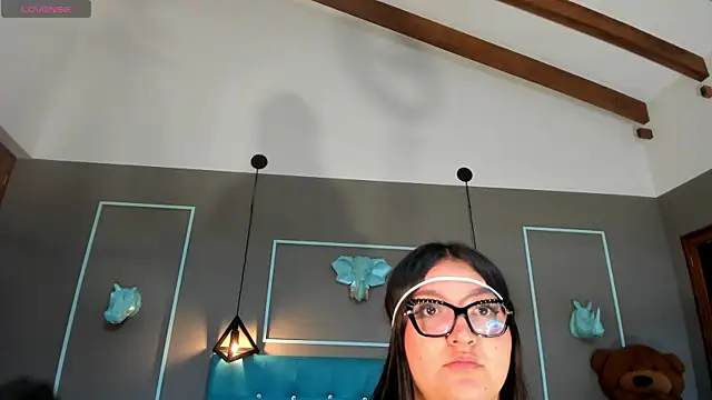 luna dulce23 online show from August 5, 2026, 12:43 pm