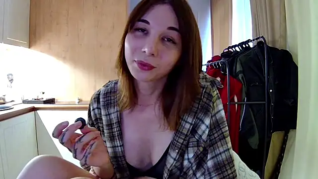 TGirlYuna online show from July 29, 2026, 3:11 pm