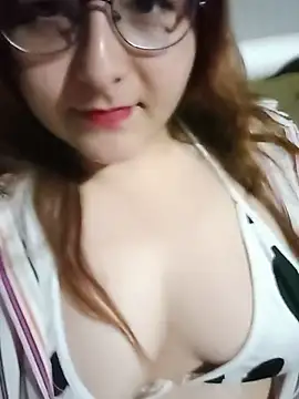 VelvettFairy online show from August 1, 2026, 3:54 pm