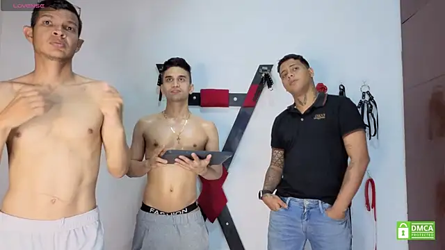Snapshot of EliteBoysLive chatting on August 1, 2026, 4:10 am EliteBoysLive online show from August 1, 2026, 4:10 am