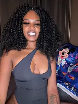 spicyxmina online show from July 31, 2026, 11:13 pm