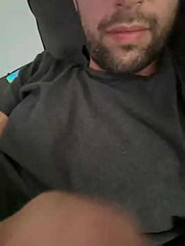 albertinohot1 online show from August 1, 2026, 11:52 am