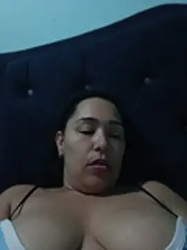 Snapshot of stacy_tz chatting on August 3, 2026, 11:27 am stacy tz online show from August 3, 2026, 11:27 am