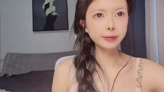 Luna3344 online show from August 5, 2026, 2:05 am