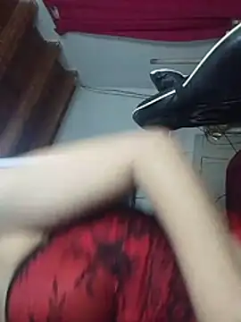 Snapshot of BrennWolf chatting on August 9, 2026, 10:05 pm BrennWolf online show from August 9, 2026, 10:05 pm