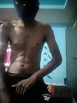Snapshot of fun_boy_143 chatting on August 4, 2026, 4:06 am fun boy 143 online show from August 4, 2026, 4:06 am